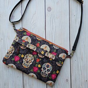 NEW Sugar Skulls Floral Travel Crossbody Bag On-The-Go Large Pouch Purse